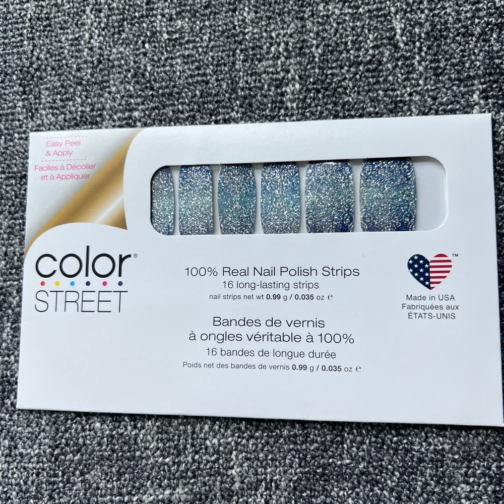 ColorStreet nails- ice to meet you *retired*